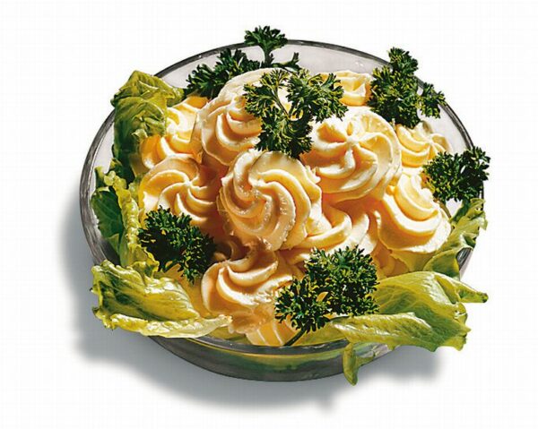 Garnierte Butterrosetten (250 g)-0