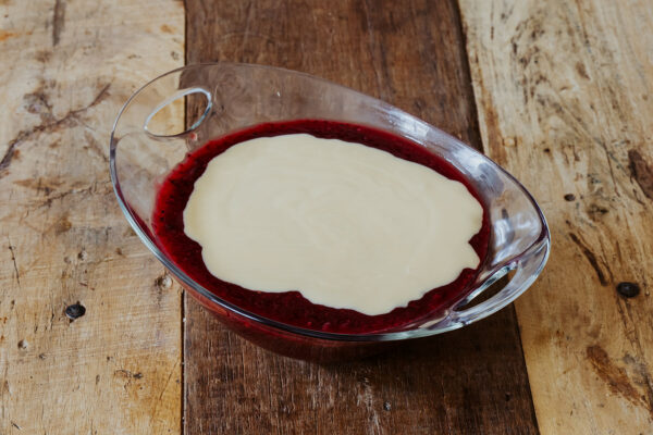 Rote Grütze mit Vanillesauce – Bild 13