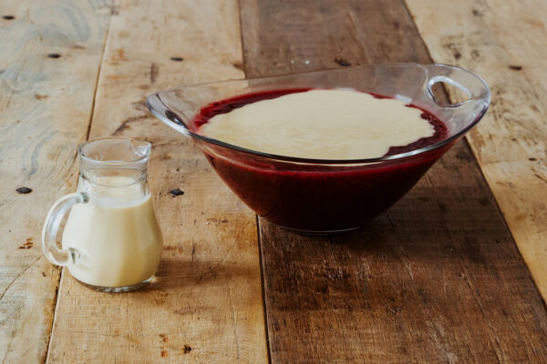 Rote Grütze mit Vanillesauce – Bild 9