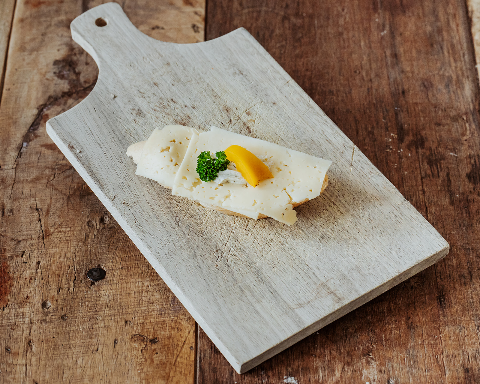 Party-Schnitten mit mildem Tilsiter – Bild 2