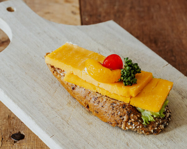 Vegetarische Canapés mit Cheddarkäse – Bild 2